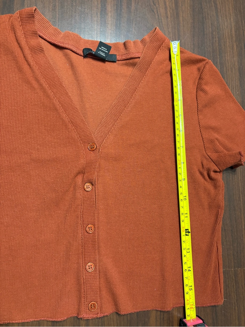INTENTIONALLY BLANK Ribbed Button-Front V-Neck Top - Rust Orange - Picture 6 of 9